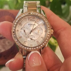Fossil Watch (Silver& Rosegold)